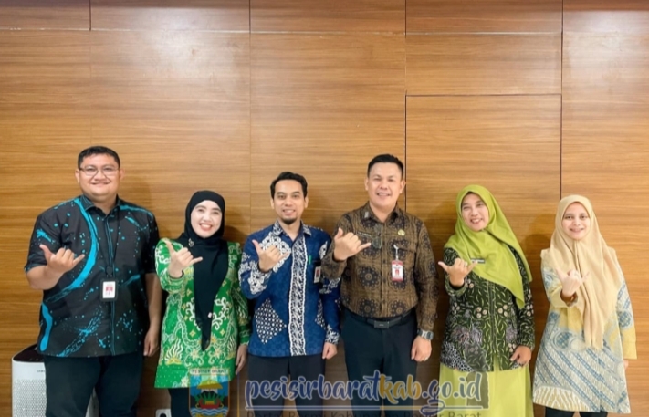 Pemkab Pesibar Audensi Dengan Kementerian Sosial Republik Indonesia
