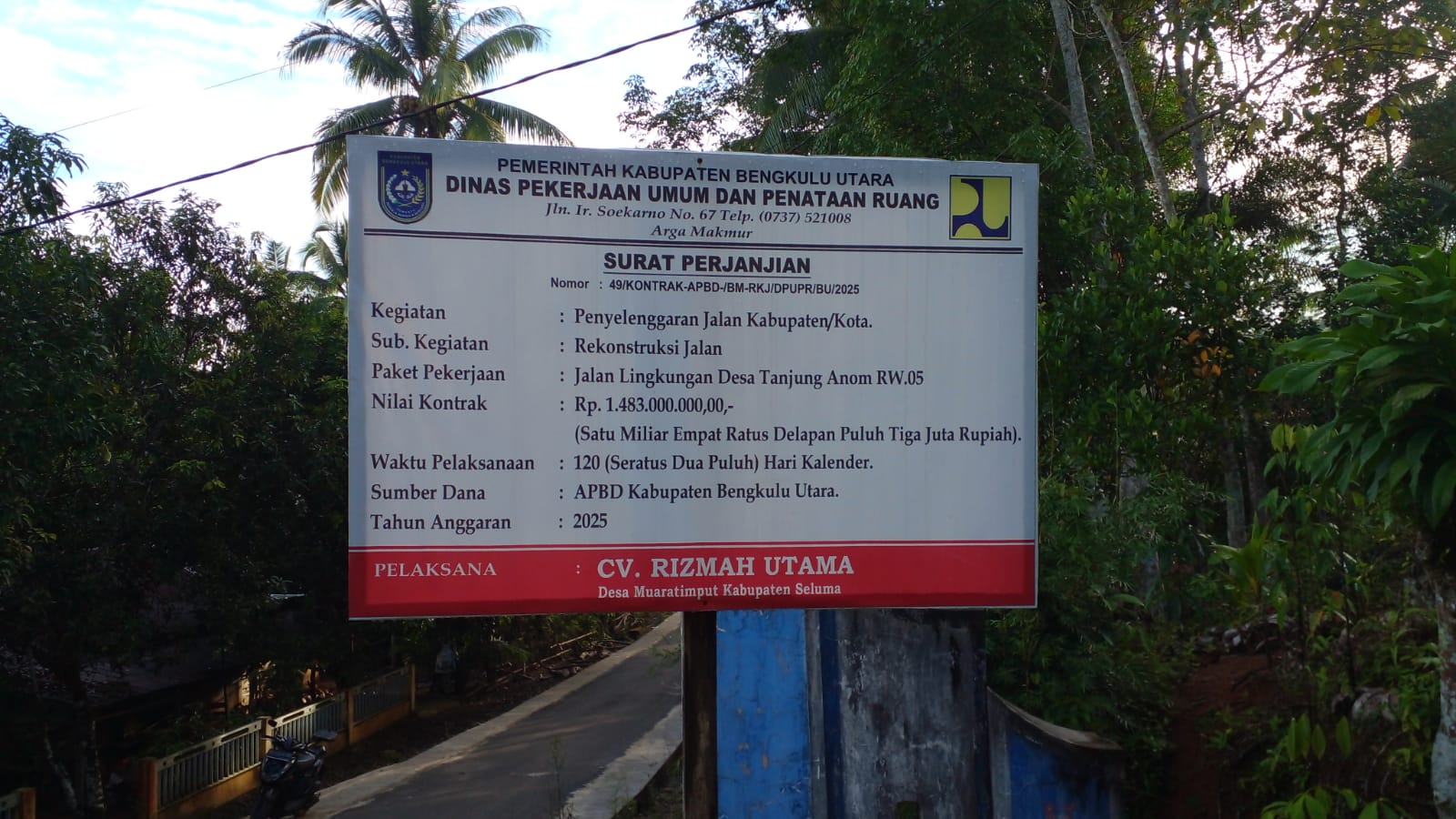Baru Seumur Jagung, Berem Jalan Banyak Retak Telan Anggaran.1.4 Miliar 