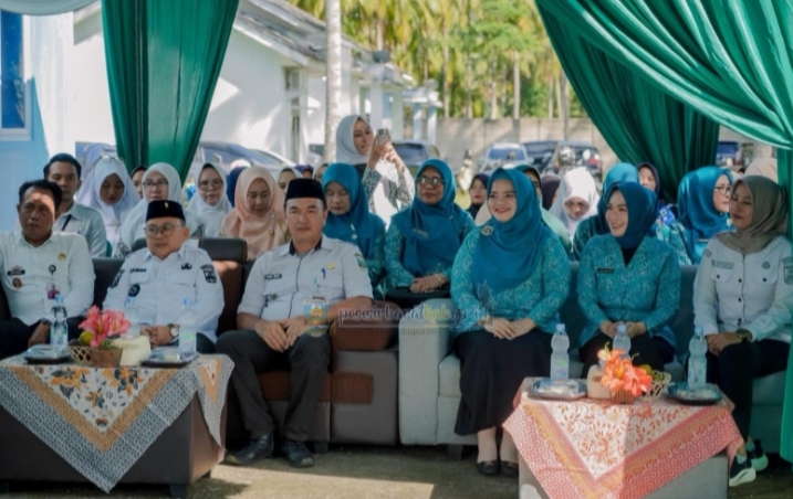 HUT Ke-75,  IBI Pesisir Barat Berikan Pelayanan KB Gratis