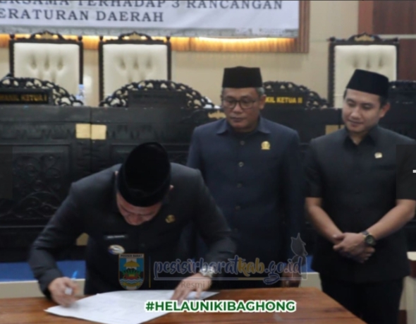 Pemkab dan DPRD Pesisir Barat Sepakati Tiga Ranperda