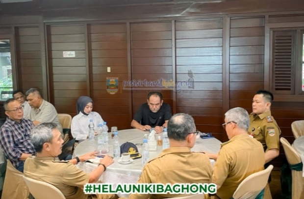 Tedi Zadmiko: Pemkab Pesisir Barat Terbuka Terhadap Pengembangan Investasi dan Dunia Usaha