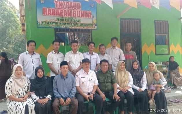 Camat Karya Penggawa Hadiri Serah Terima TK/PAUD Harapan Bunda Pekon Penengahan