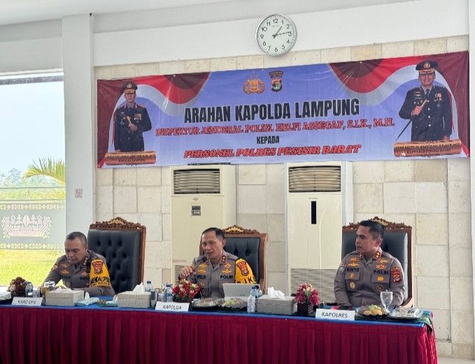 Kunjungi Pesisir Barat Kapolda Lampung Berikan Arahan, Semangat dan Pesan Moril