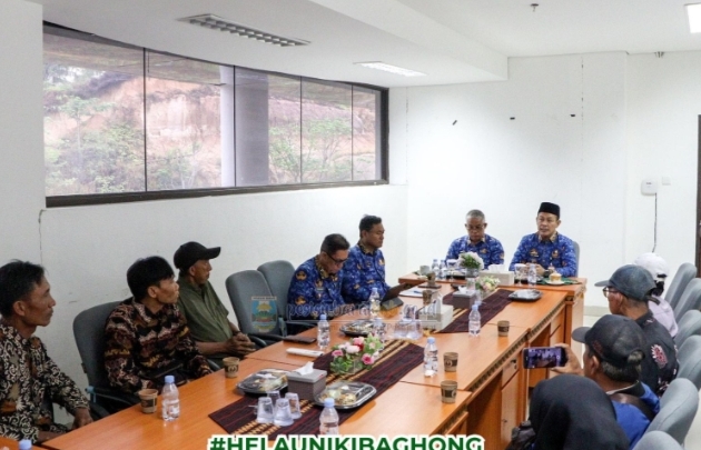 Tedi Zadmiko: Pemerintah Kabupaten Pesisir Barat Membuka Ruang Dialog Bagi Masyarakat dan Berbagai Elemen